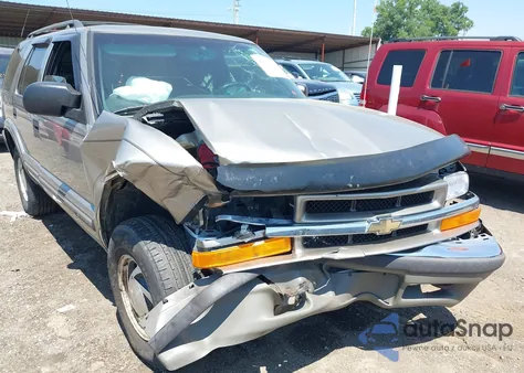 2000 Chevrolet Blazer Lt из США, поврежденный, VIN 1GNDT13W8Y2361644